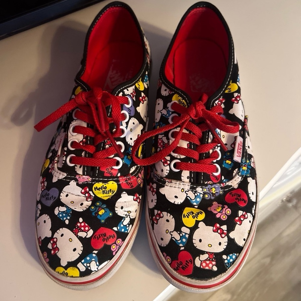Vans hello kitty Sanrio collection